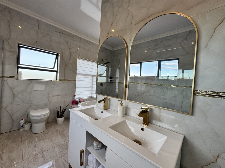 4 Bedroom Property for Sale in Doringkruin North West